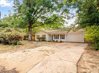 6536 Hunter St, Milton, FL 32570