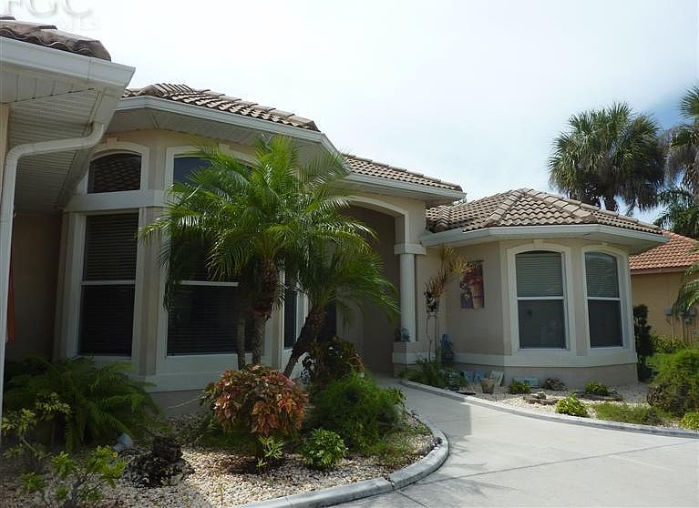 1st image of 9859 Mar Largo Cir