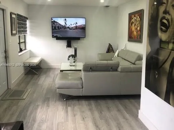 18200 SW 262nd St, Homestead, FL 33031