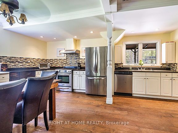 4th image of 414 Pratt Rd