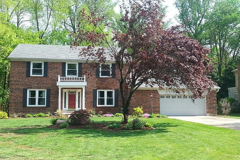 1st image of 208 Shadow Wood Ct