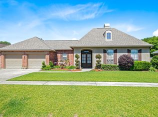 111 Pavie Ln, Church Point, LA 70525
