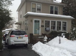 377 Morningside Ter, Teaneck, NJ 07666