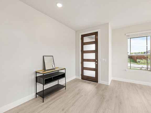 5th image of 129 Kingfisher Ln