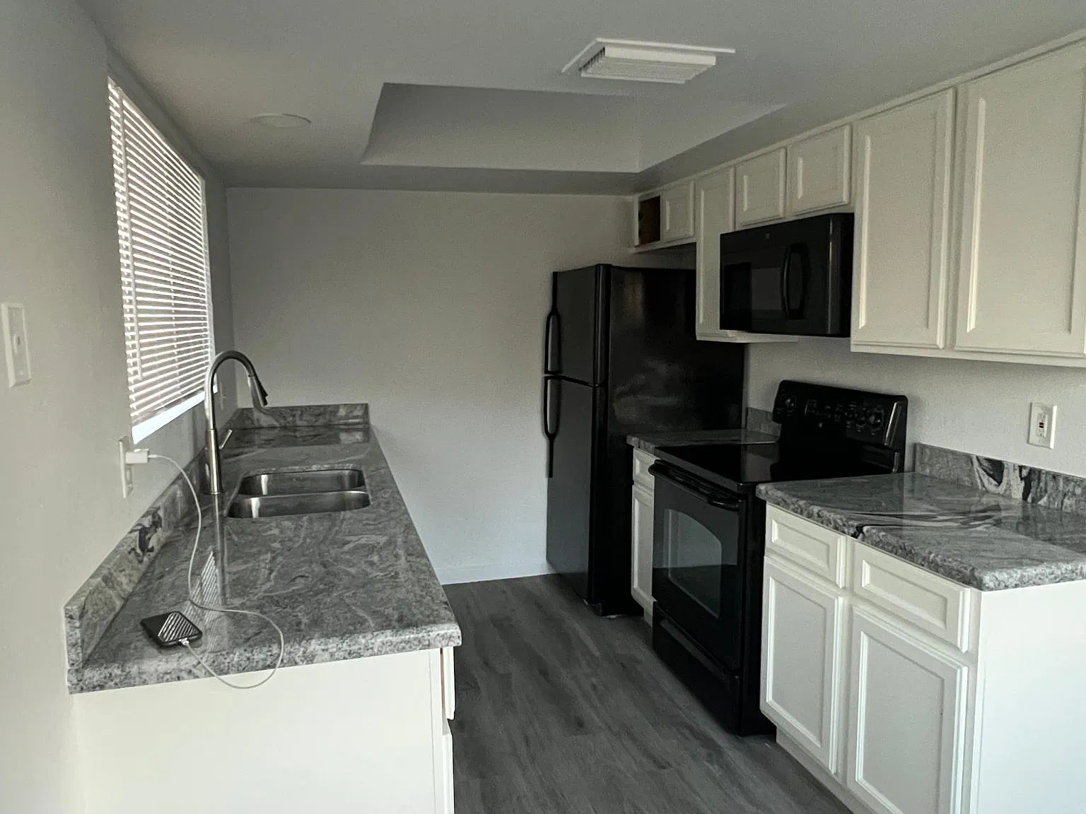 8119 N 33rd Dr — Photo 1