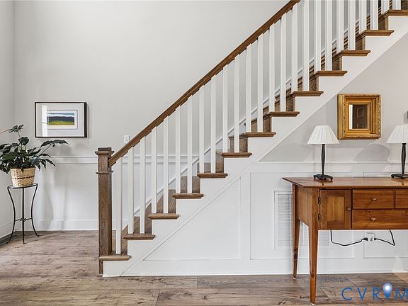 4th image of 4001 Bircham Loop