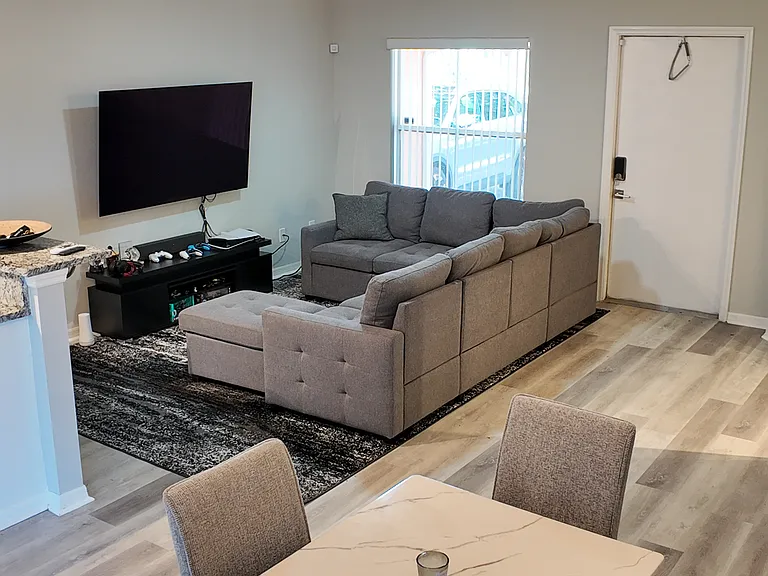 1200 Palm Walk Ln — Photo 8