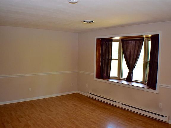 3rd image of 551 Hoffmann Ave