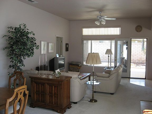5th image of 1712 E Mammoth Dr