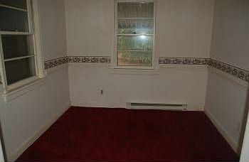 5th image of 410 S Kalmia Ave