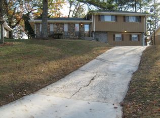 2884 Handy Dr NW, Atlanta, GA 30318