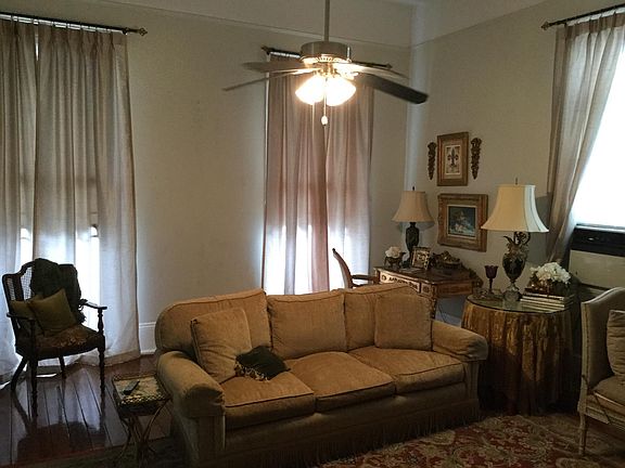 4th image of 1224 Constantinople St #3