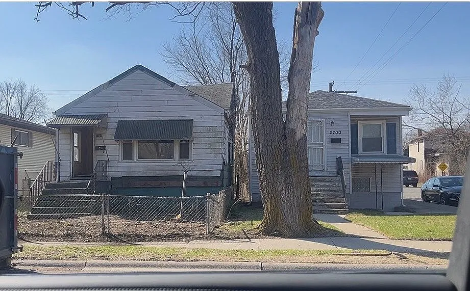 2706 Van Buren St photo 1