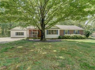 1607 Genito Rd, Crozier, VA 23039