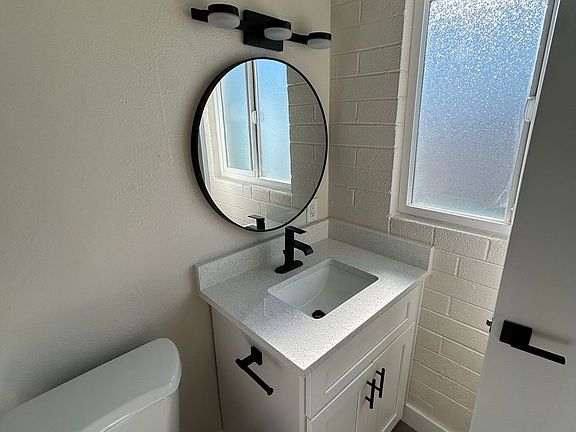 4th image of 1716 E Ocotillo Rd APT 7