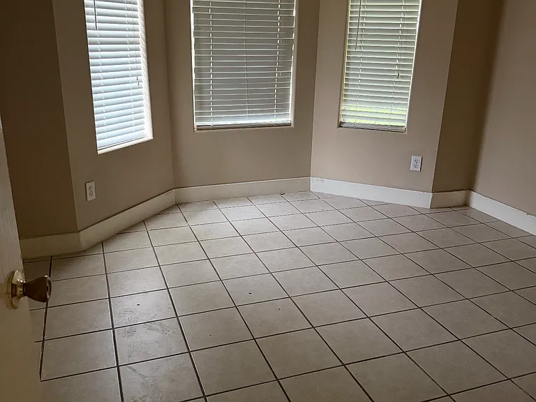 12607 Rio Bravo St — Photo 10