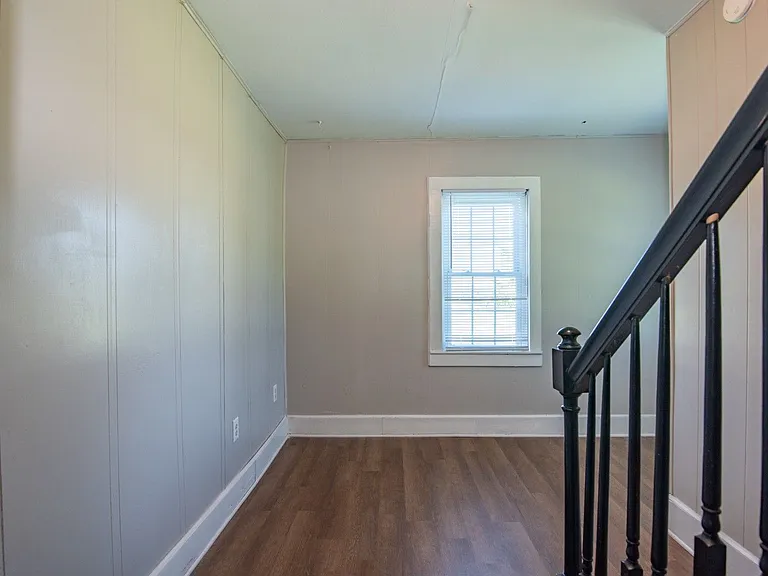 1231 Crume Rd — Photo 28