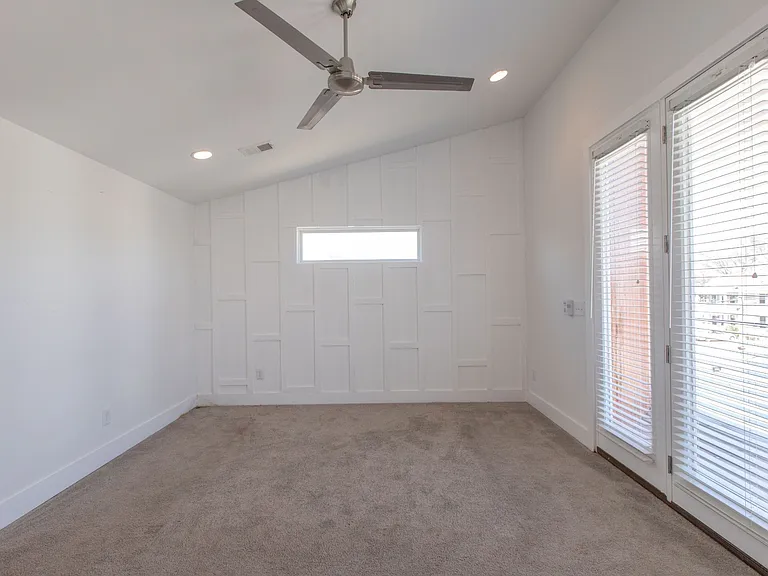 1713A Simpkins St — Photo 20