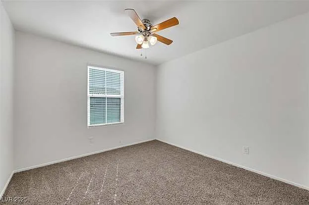 4561 Woolcomber St N — Photo 17