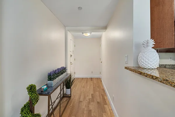 Sold by Julia B Fee Sotheby's International Realty | media 6