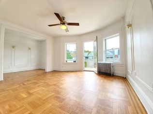 318 Albemarle Rd #2, Brooklyn, NY 11218