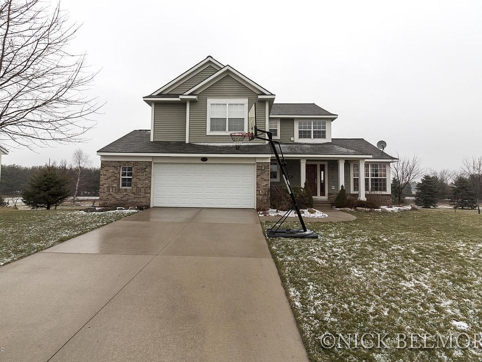 1st image of 10859 Pine Cone Ct