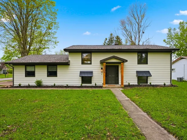 5709 Monarch Dr, Fort Wayne, IN 46815