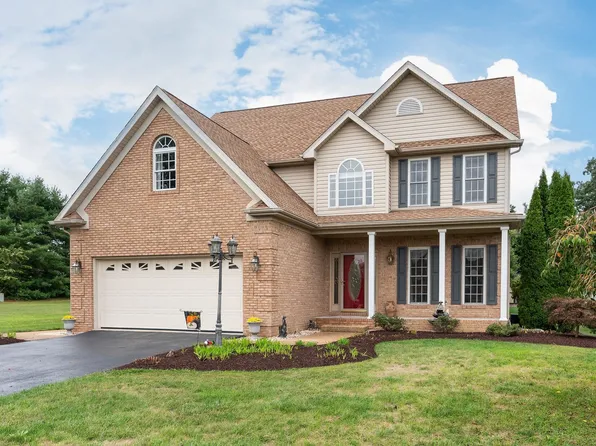 116 Buckingham Pl, Waynesboro, VA 22980
