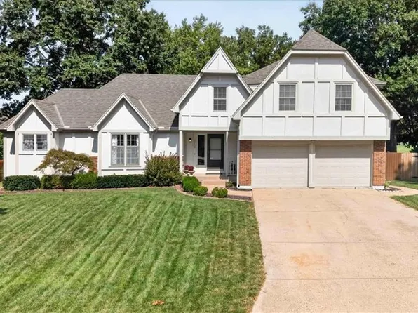 15738 W 148th Ter, Olathe, KS 66062