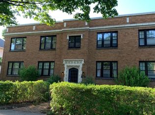 800 W South St APT 1, Kalamazoo, MI 49007