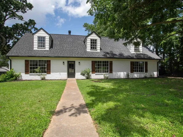 305 Joan Ln, Longview, TX 75605