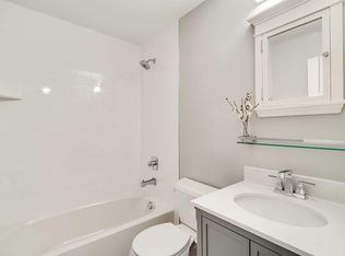 2634 West St, Falls Church, VA 22046
