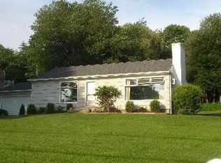 249 Shore Rd, Waterford, CT 06385