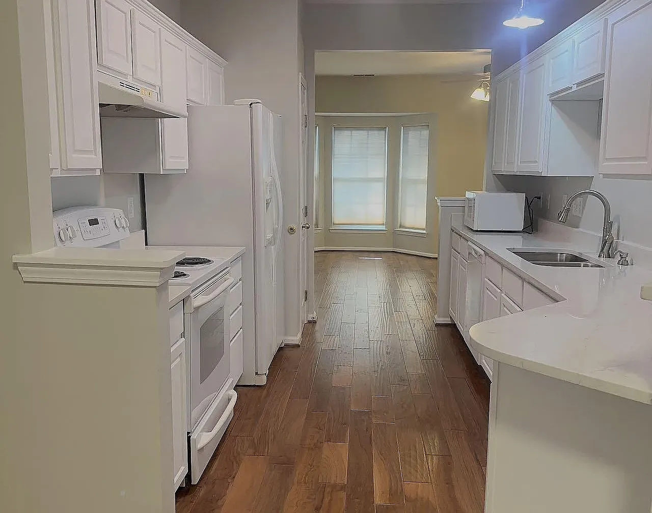 2 bed, 2.5 bath, 1484 sqft, $1,895 — Photo 4