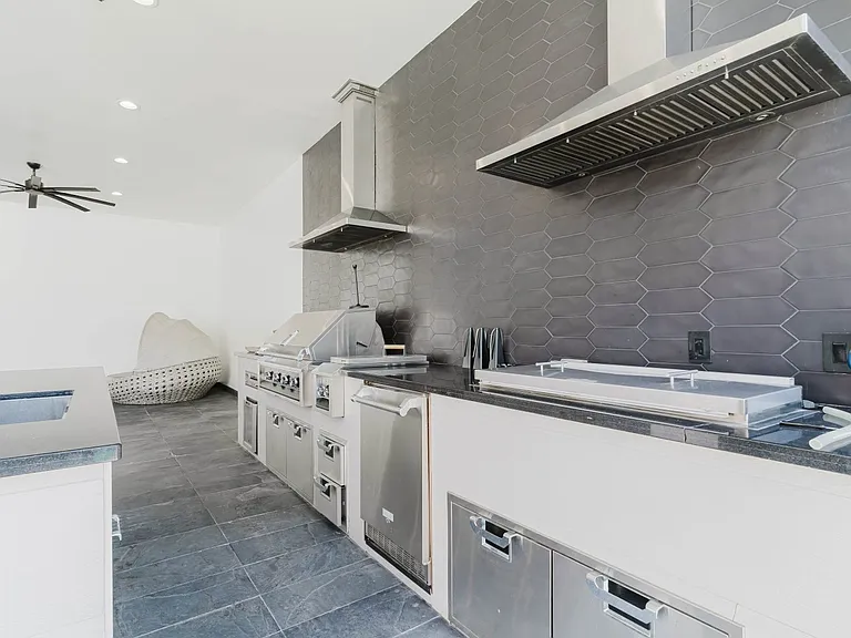 11072 Chimineas Ave — Photo 38