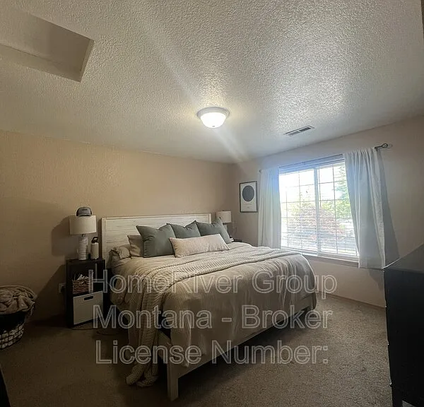 1915 Montana St — Photo 6