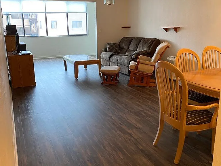 8010 Hampton Blvd #411 — Photo 1