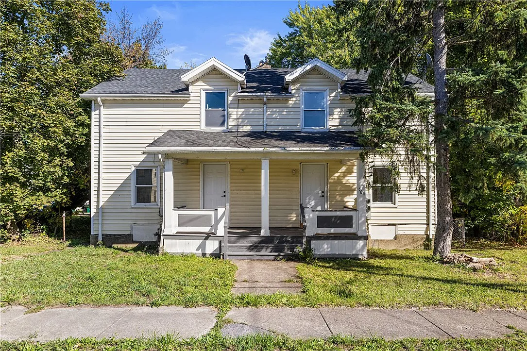 609 24th St photo 1