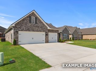 201 Applewood Ct, Huntsville, AL 35811