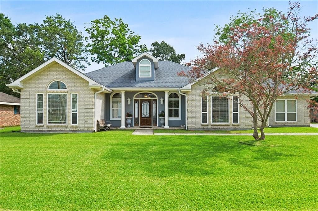 148 Majestic Oaks Dr, Belle Chasse, LA 70037 Zillow