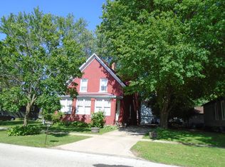 303 7th Ave, Mendota, IL 61342