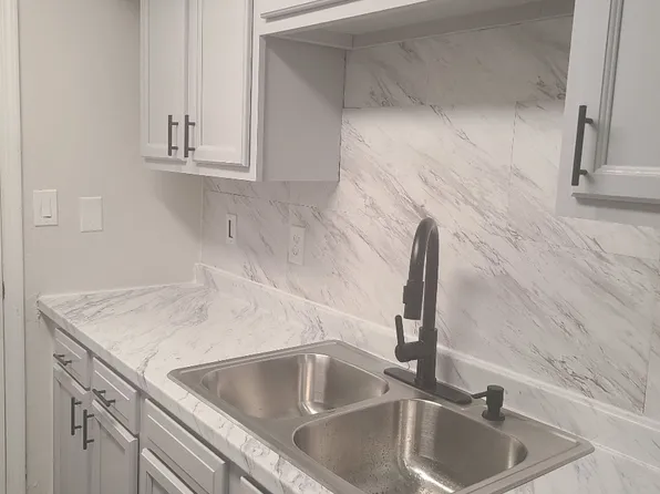 Towne Square Apartments