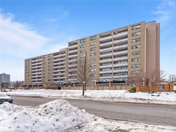 15 Albright Rd #707, Hamilton, ON L8K 5J2