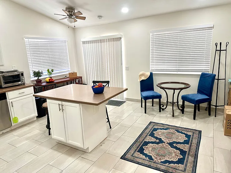 10650 Harmony Dr — Photo 8