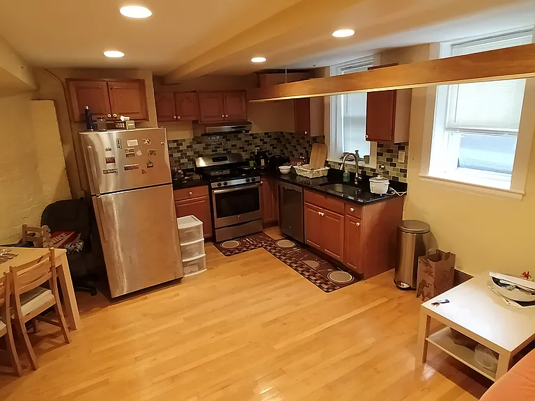 156 Magazine St #B — Photo 1