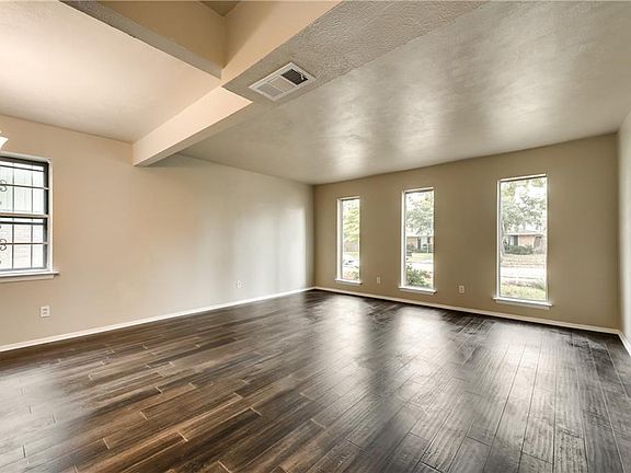 4th image of 11351 Glen Cross Dr