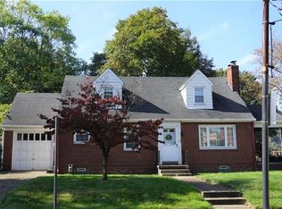 799 Maplewood Ave, Ambridge, PA 15003