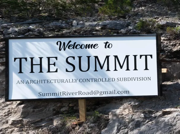 3470 Summit Dr, Canyon Lake, TX 78132