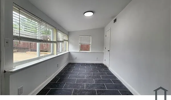 28 Right Wing Dr — Photo 10