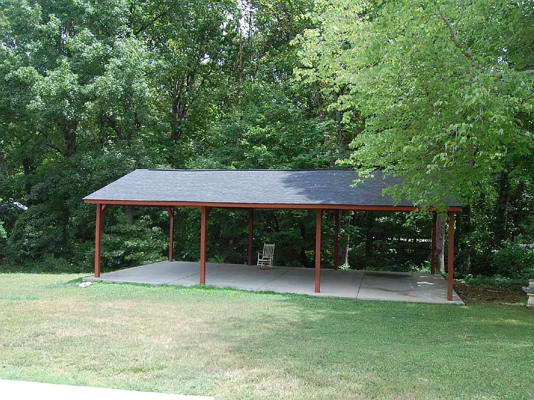 3500 Edgefield Rd — Photo 3